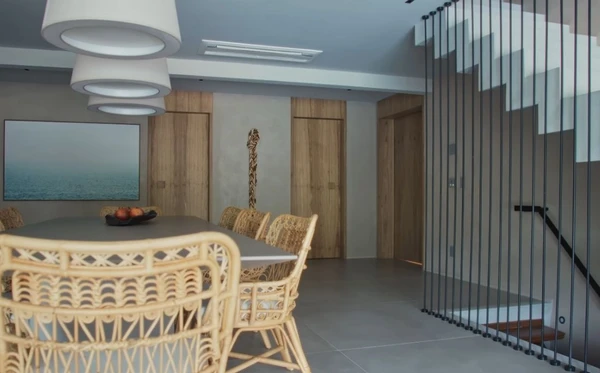 A mansão de Paolla Oliveira aposta em ambientes integrados por Reprodução/YouTube