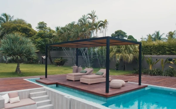 A mansão de Paolla Oliveira aposta em ambientes integrados por Reprodução/YouTube