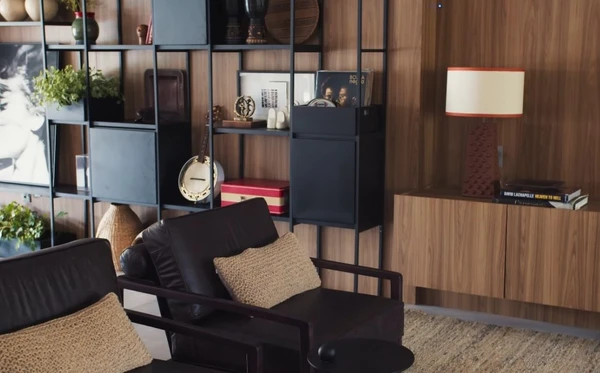 A mansão de Paolla Oliveira aposta em ambientes integrados por Reprodução/YouTube