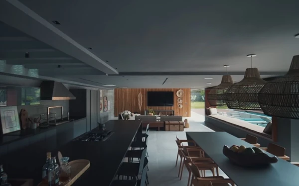 A mansão de Paolla Oliveira aposta em ambientes integrados por Reprodução/YouTube