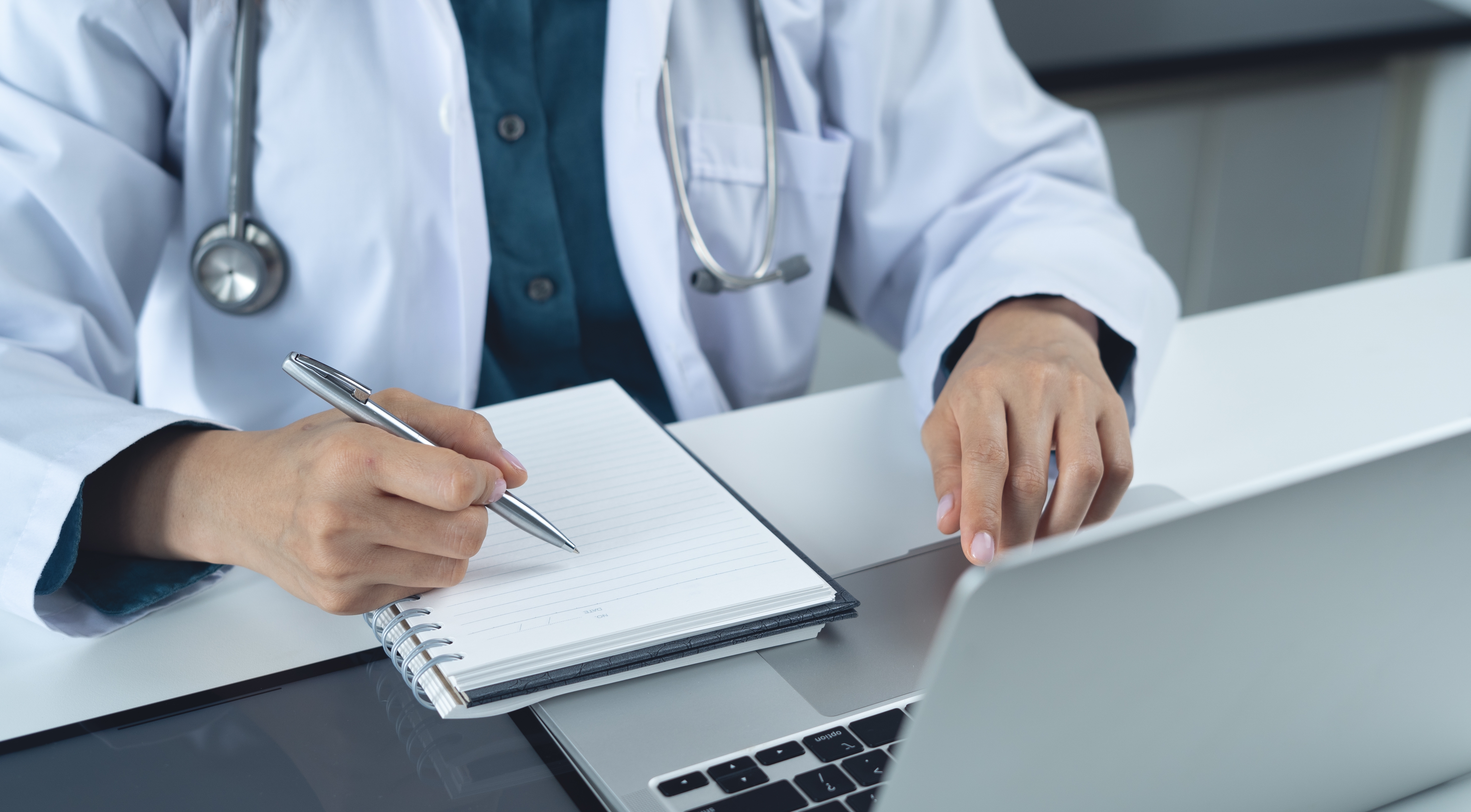 Veja quais os cursos de Medicina com as melhores e piores notas na Bahia