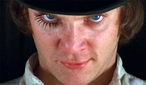 Laranja Mecânica – Ruptura social por Reprodução