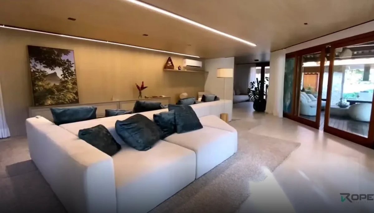 Mansão de Aline fica no Rio de Janeiro por Reprodução | Redes Sociais