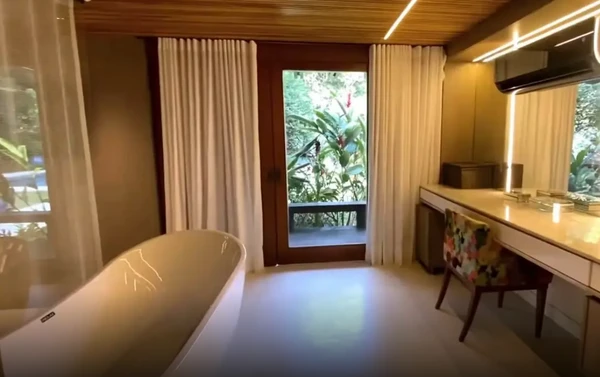 Mansão de Aline fica no Rio de Janeiro por Reprodução | Redes Sociais