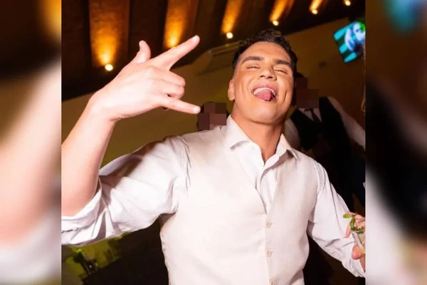 Suspeito Marcos Vinícius Silva Barbosa de Araújo por Reprodução