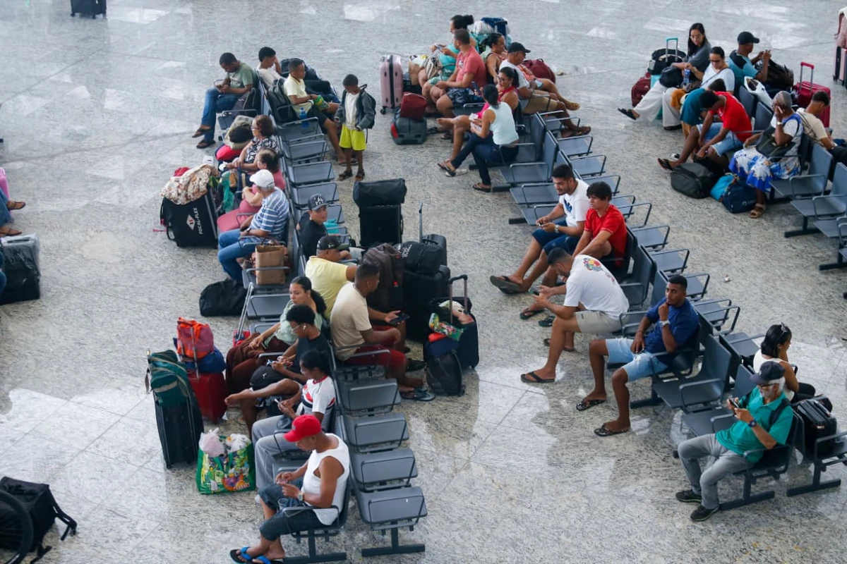 Novo terminal começa a operar e velha rodoviária fecha as portas no mesmo dia em Salvador por Arison Marinho