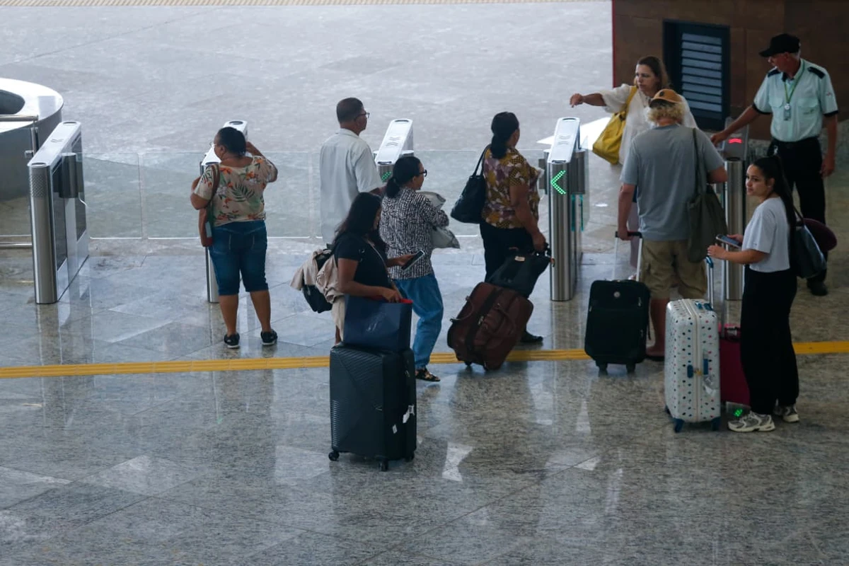 Novo terminal começa a operar e velha rodoviária fecha as portas no mesmo dia em Salvador por Arison Marinho