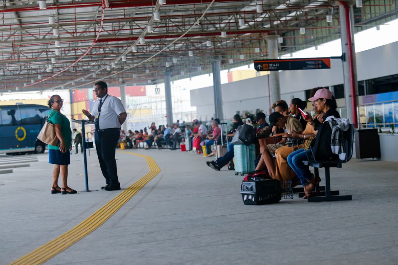 Novo terminal começa a operar e velha rodoviária fecha as portas no mesmo dia em Salvador por Arison Marinho