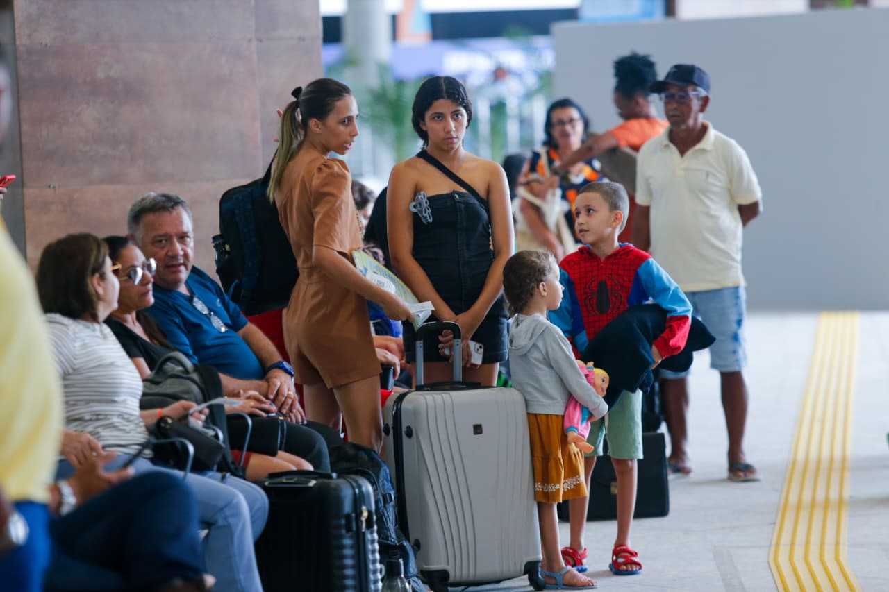 Novo terminal começa a operar e velha rodoviária fecha as portas no mesmo dia em Salvador por Arison Marinho