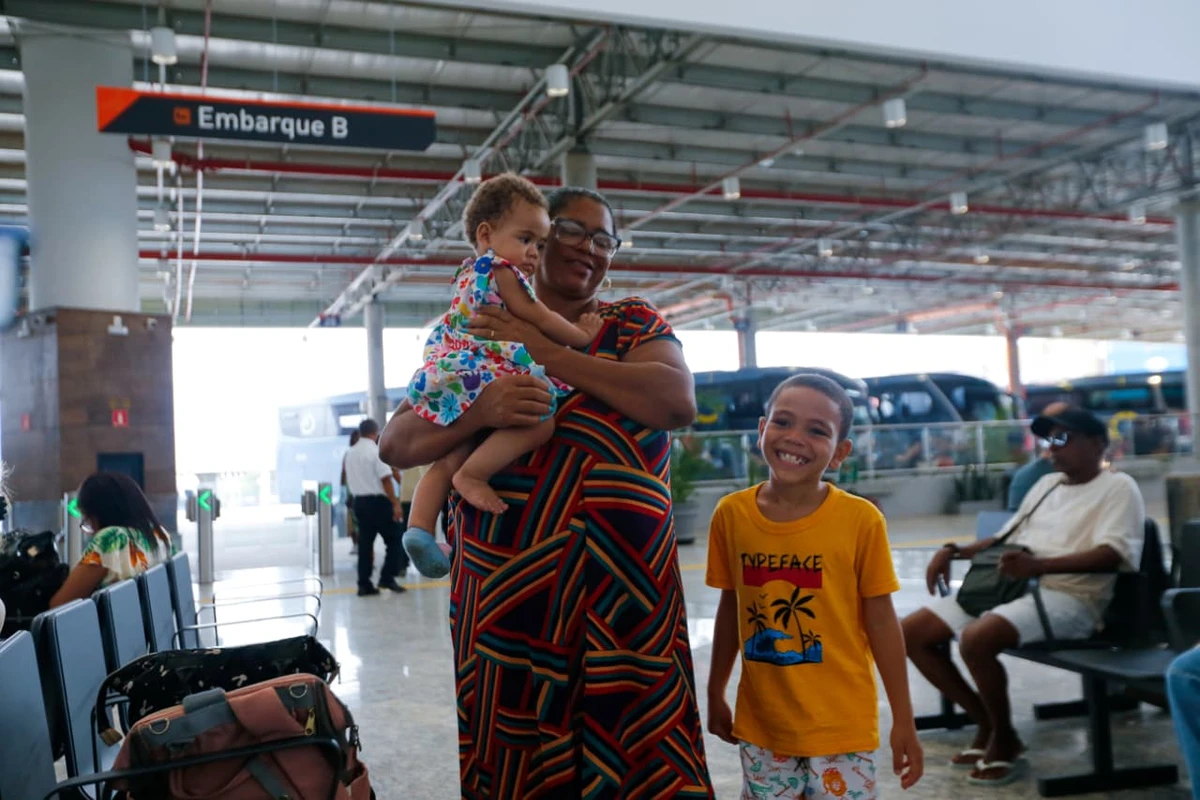 Novo terminal começa a operar e velha rodoviária fecha as portas no mesmo dia em Salvador por Arison Marinho