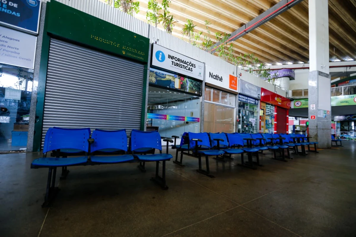 Novo terminal começa a operar e velha rodoviária fecha as portas no mesmo dia em Salvador por Arison Marinho