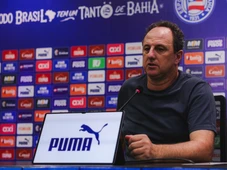 Imagem - Rogério Ceni critica CBF após mudança em jogo de estreia do Bahia: 'Manda quem pode mais'