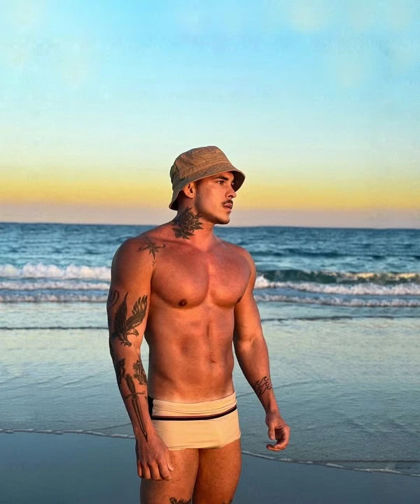 Amaury Lorenzo estaria vivendo um affair com Jean Rodriguez por Reprodução