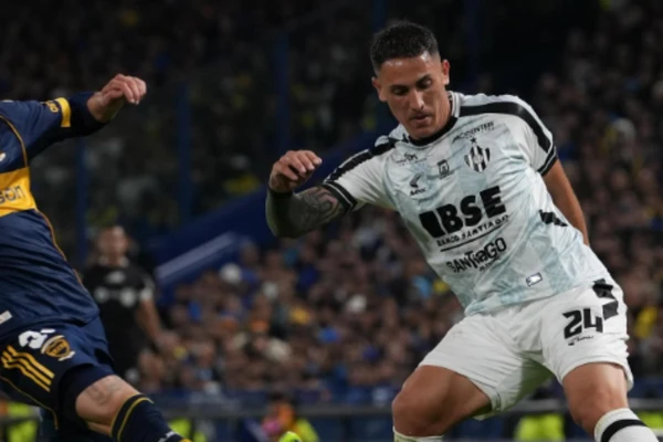 Braian Cufré com a camisa do Central Córdoba