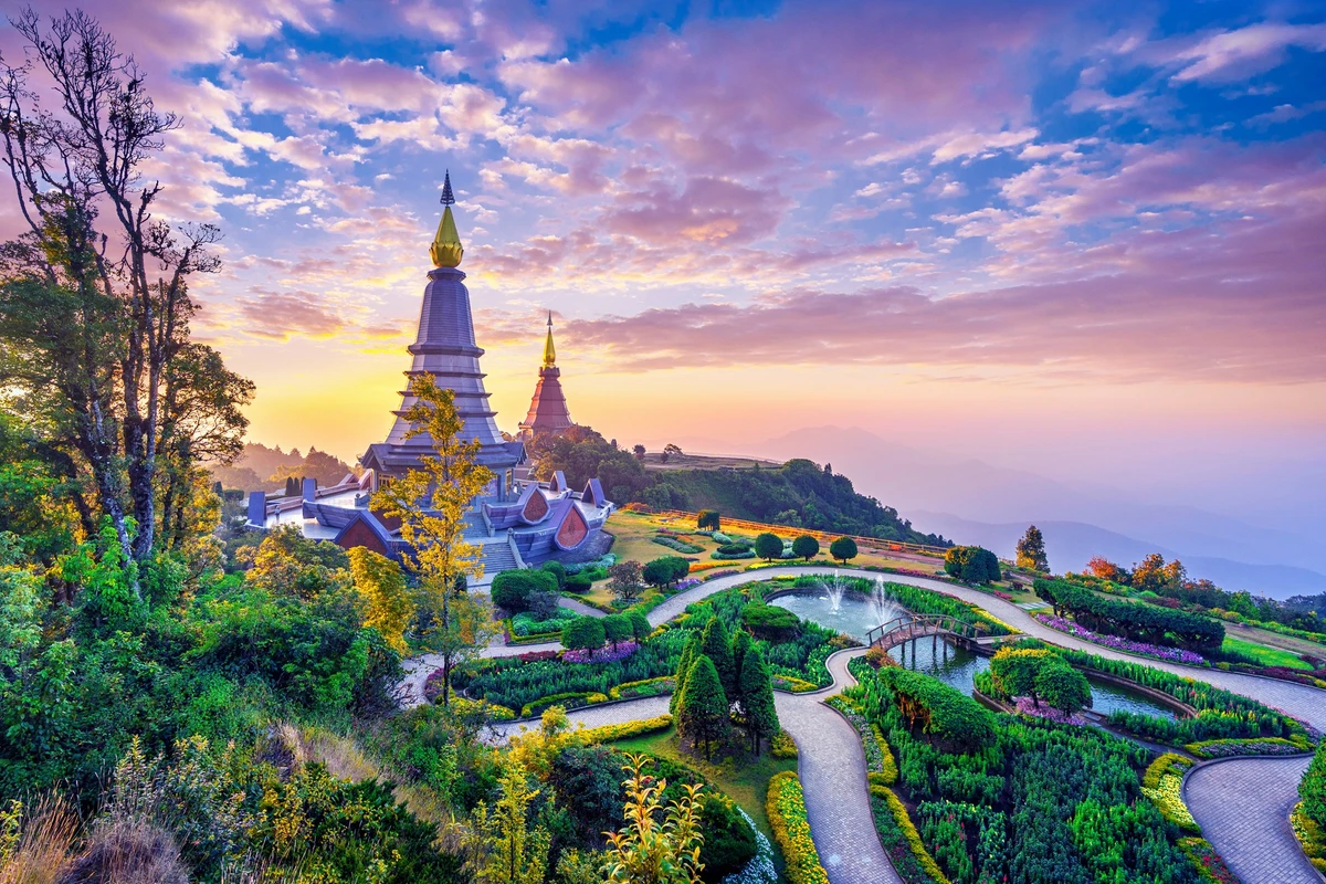 Chiang Mai (Tailândia) – Cultura local, natureza e sensação de descoberta por Shutterstock