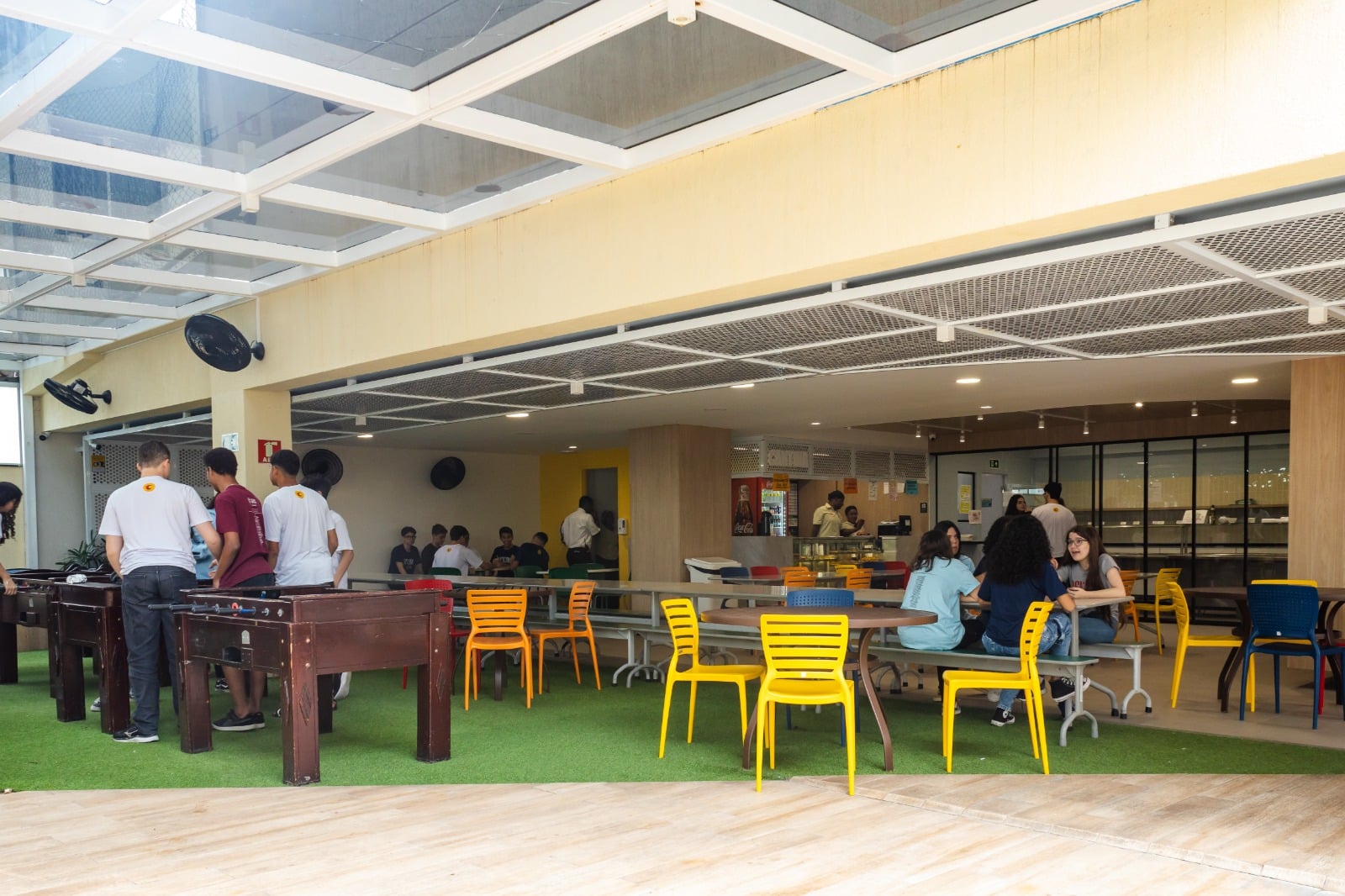 Colégio Oficina por Maína Diniz