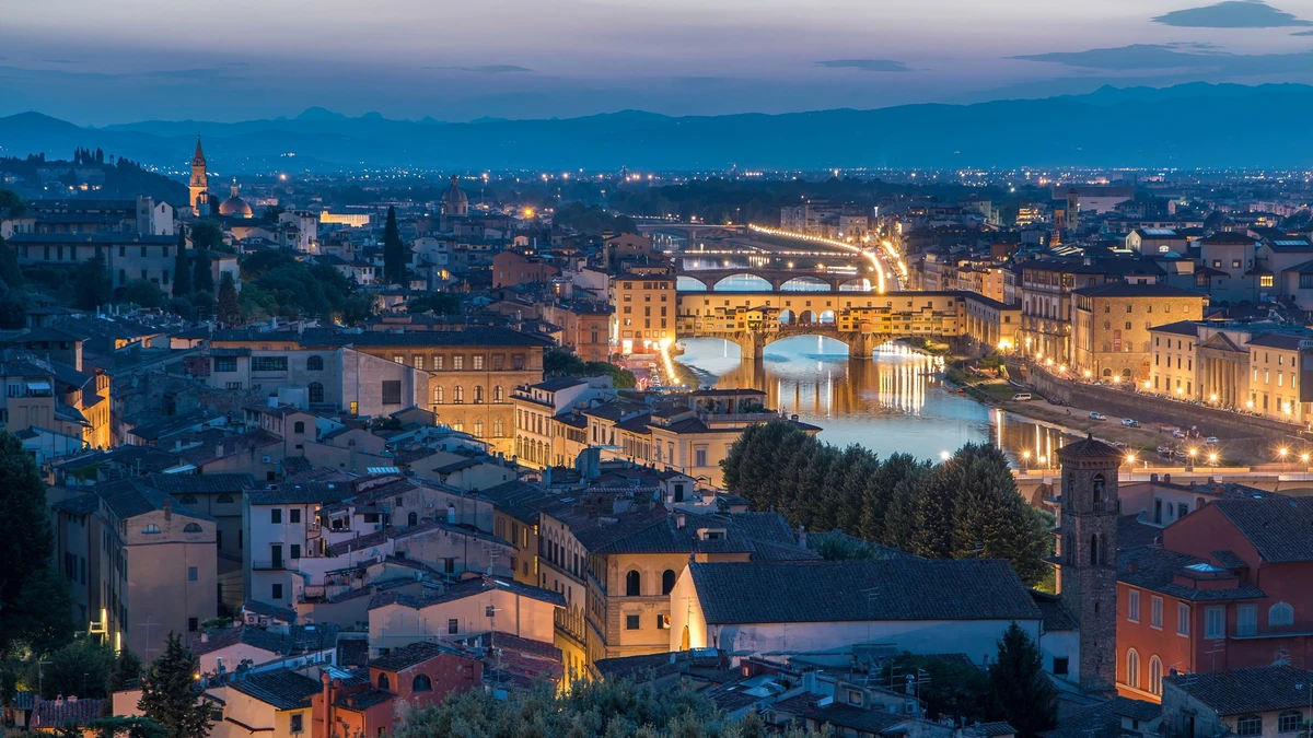 Florença (Itália) – Beleza clássica e cultura por Shutterstock
