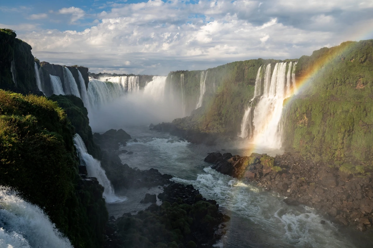 Foz do Iguaçu (PR) – Grandeza natural por Shutterstock