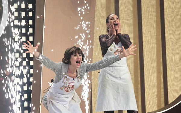 Julianne Trevisol é a campeã do 'Masterchef Celebridades' por Divulgação/Melissa Haidar/Band
