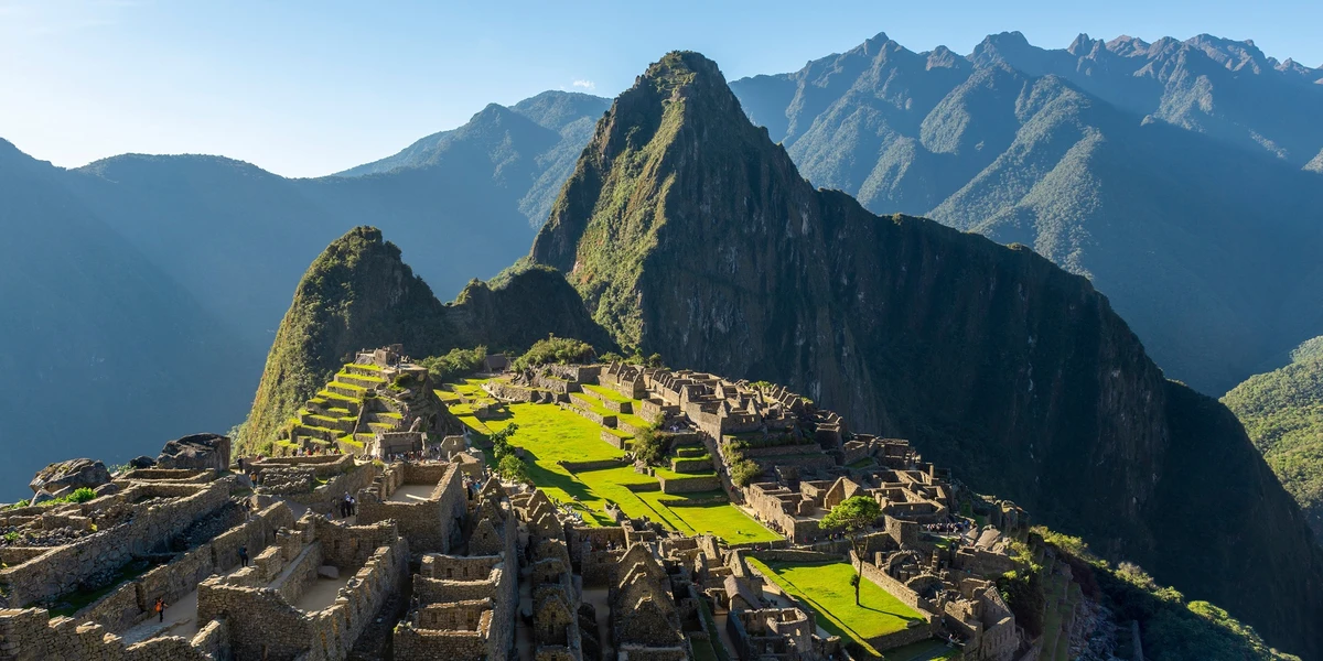 Machu Picchu (Peru) – Mistério e espiritualidade por Shutterstock