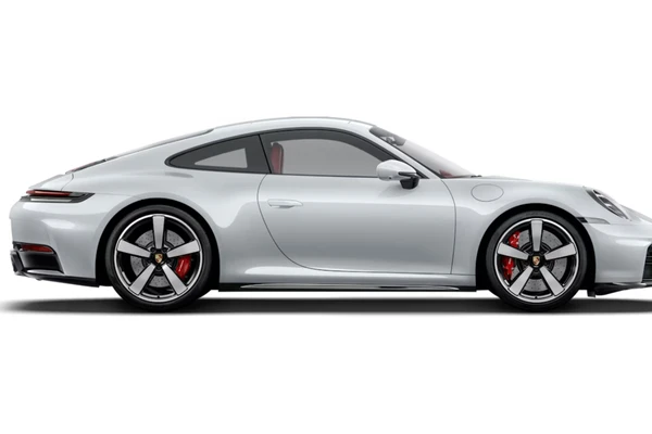 Porche 911 Carrera | 90.943,73 | 2023 e 2024 por Divulgação 