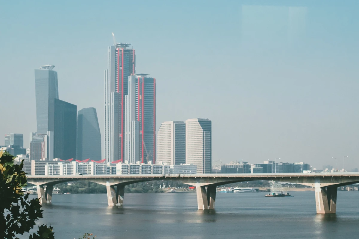 Seul (Coreia do Sul) – Trabalho, inovação e foco por Shutterstock