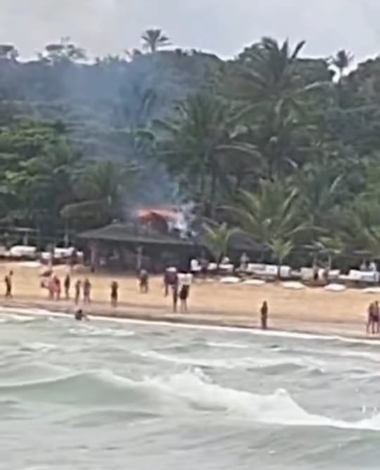 Incêndio em bar de hotel de luxo em Trancoso por Reprodução