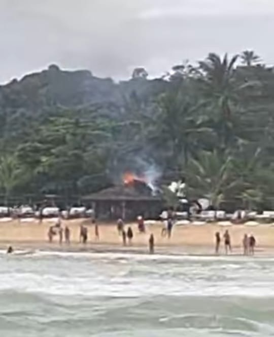 Incêndio em bar de hotel de luxo em Trancoso por Reprodução