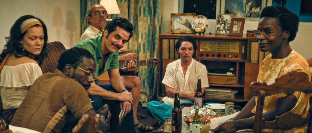 Longa de Kleber Mendonça Filho, com Wagner Moura, revela a memória da ditadura a partir das mulheres nordestinas