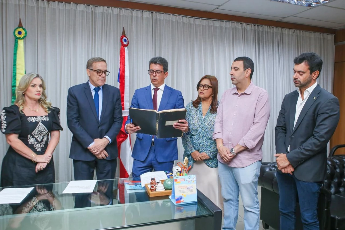 Posse de Luciano Ribeiro na Alba por Sandra Travassos/Alba