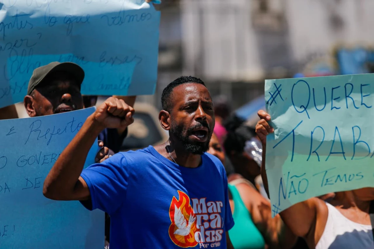 Protesto em frente à antiga rodoviária de Salvador por Arisson Marinho/CORREIO