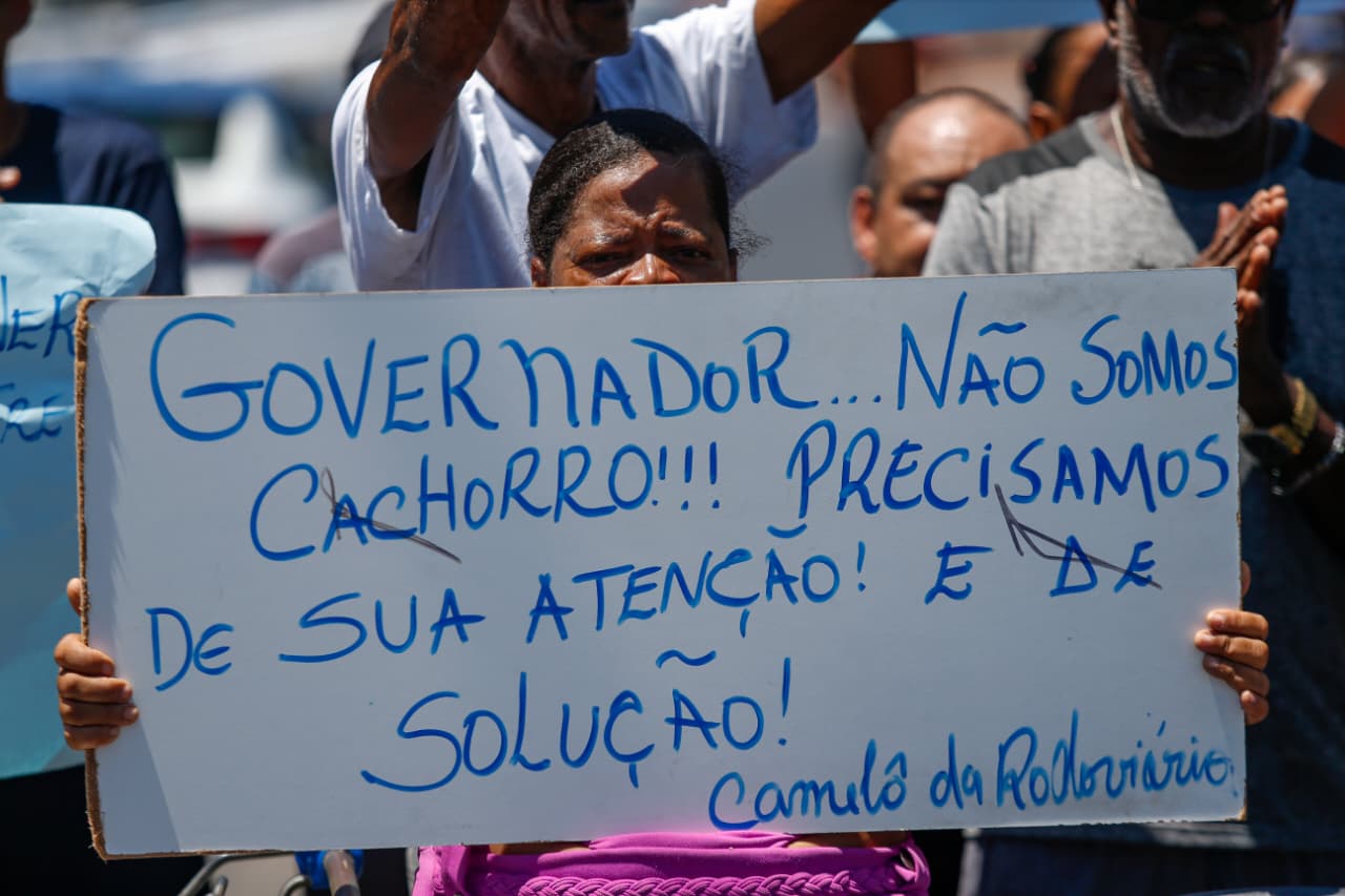 Protesto em frente à antiga rodoviária de Salvador por Arisson Marinho/CORREIO