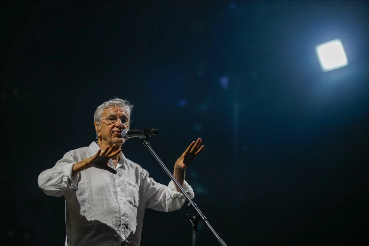 Caetano Veloso faz passagem de som para o Festival de Verão 2026 por Arisson Marinho/CORREIO