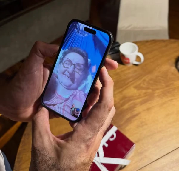 Reação de Wagner Moura e Dona Sebastiana