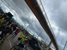 Imagem - Passarela é evacuada e interditada durante caminhada de Nikolas no DF