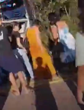 Batida entre ônibus e caminhão na BR-142 por Reprodução/Redes sociais