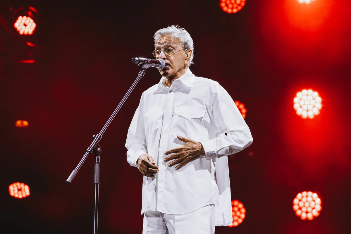 Cantor foi o terceiro a se apresentar neste sábado (24) por Lucas Leawry/Divulgação