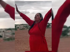 Imagem - Influencer postou vídeo pedindo 'chuva com trovão' na caminhada de Nikolas Ferreira