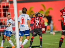Imagem - 'O futebol não perdoa': Jair Ventura lamenta falta de efetividade do Vitória no Ba-Vi após derrota