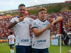 Imagem - Com gol de Dell, Bahia supera Vitória e encerra jejum no Barradão