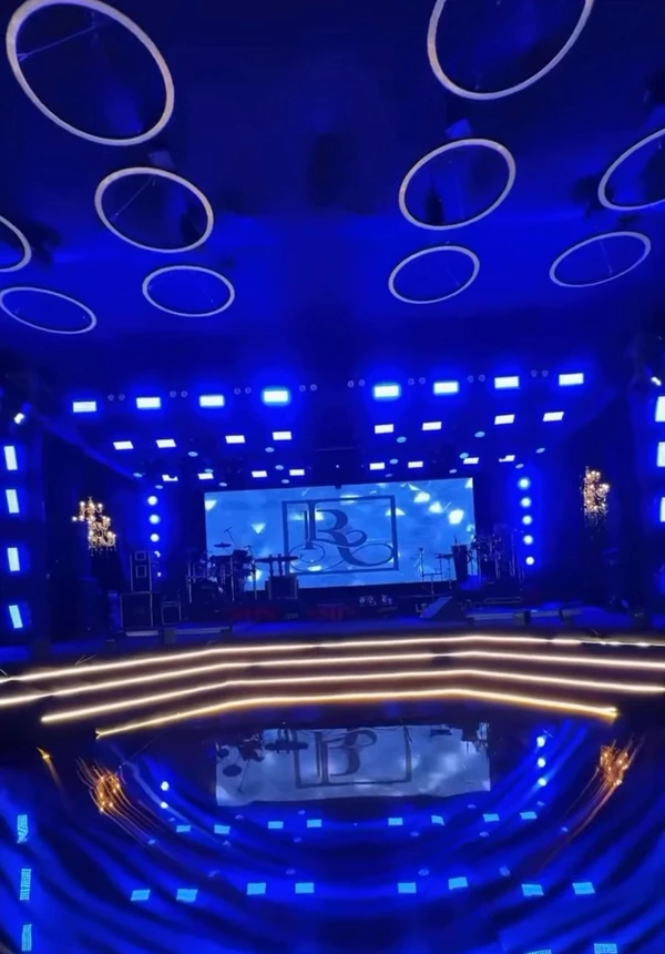 Detalhe da decoração por Reprodução