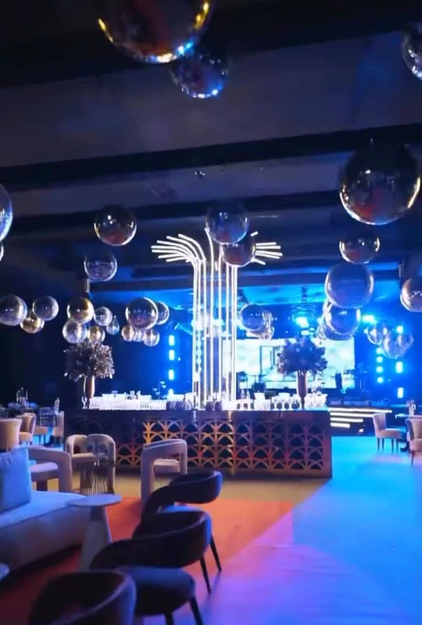 Detalhe da decoração por Reprodução