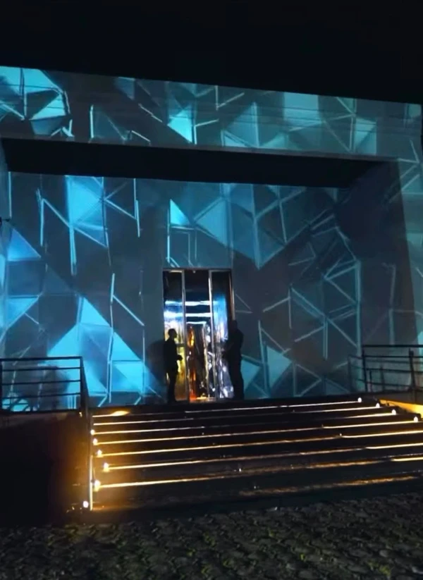 Entrada da festa por Reprodução