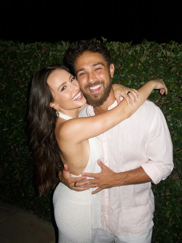 Larissa Manoela e André Luiz Frambach por Reprodução/Instagram