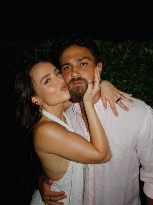 Larissa Manoela e André Luiz Frambach por Reprodução/Instagram