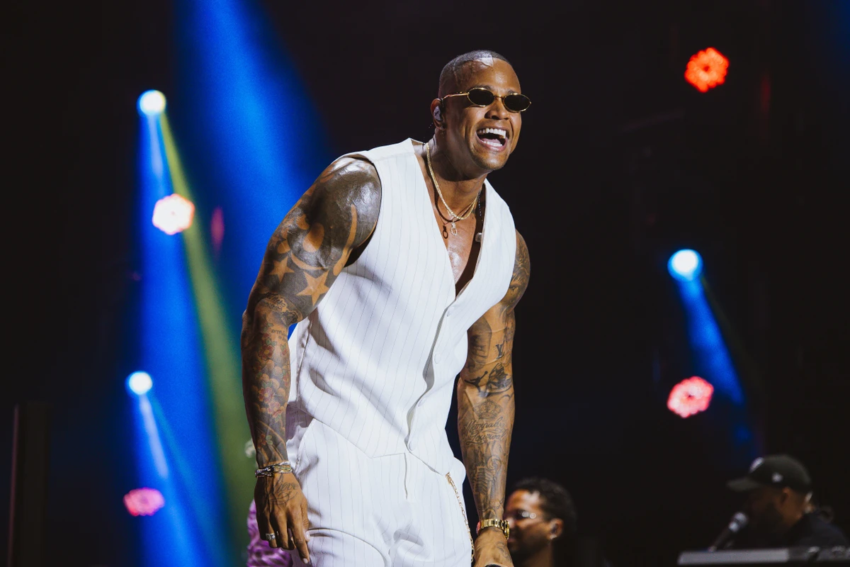 Léo Santana no FV 26 por Lucas Leawry/divulgação