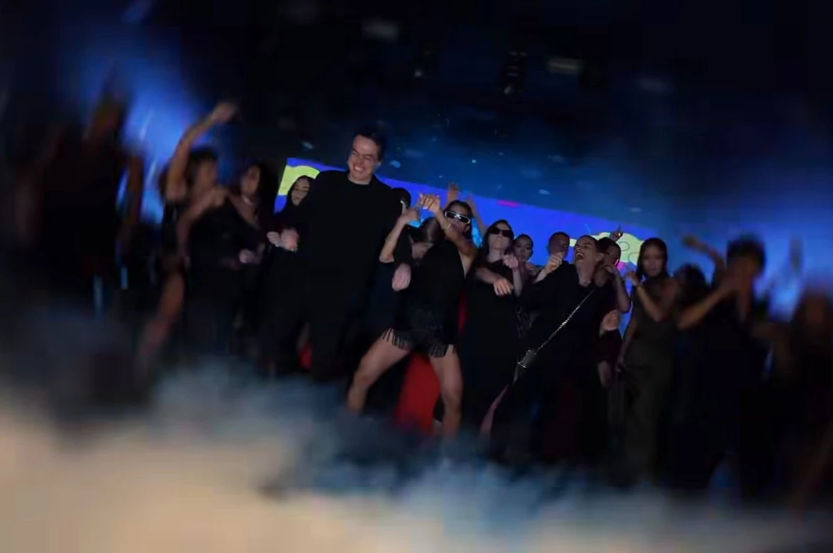 Pista de dança por Reprodução