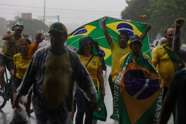 17 pessoas foram levadas ao Hospital Regional da Asa Norte (Hran) por Vinicius Schmidt/Metrópoles