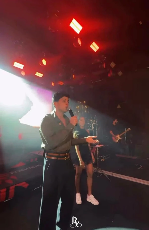 Rayssa Leal com Léo Foguete por Reprodução