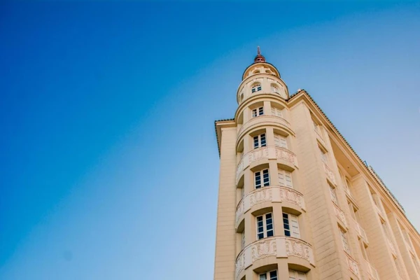 Acomodações do Fera Palace Hotel por Reprodução/Booking.com